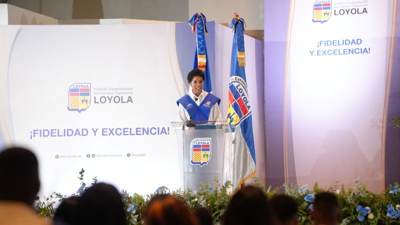 “La disciplina fue mi aliada”: la historia de la egresada con el mayor índice académico de la XVII graduación del IEESL