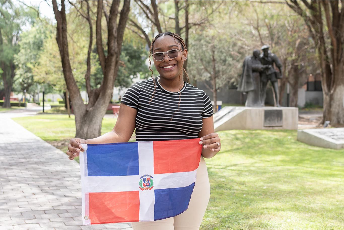 Estudiante del IEESL realiza intercambio académico en México mediante beca de AUSJAL