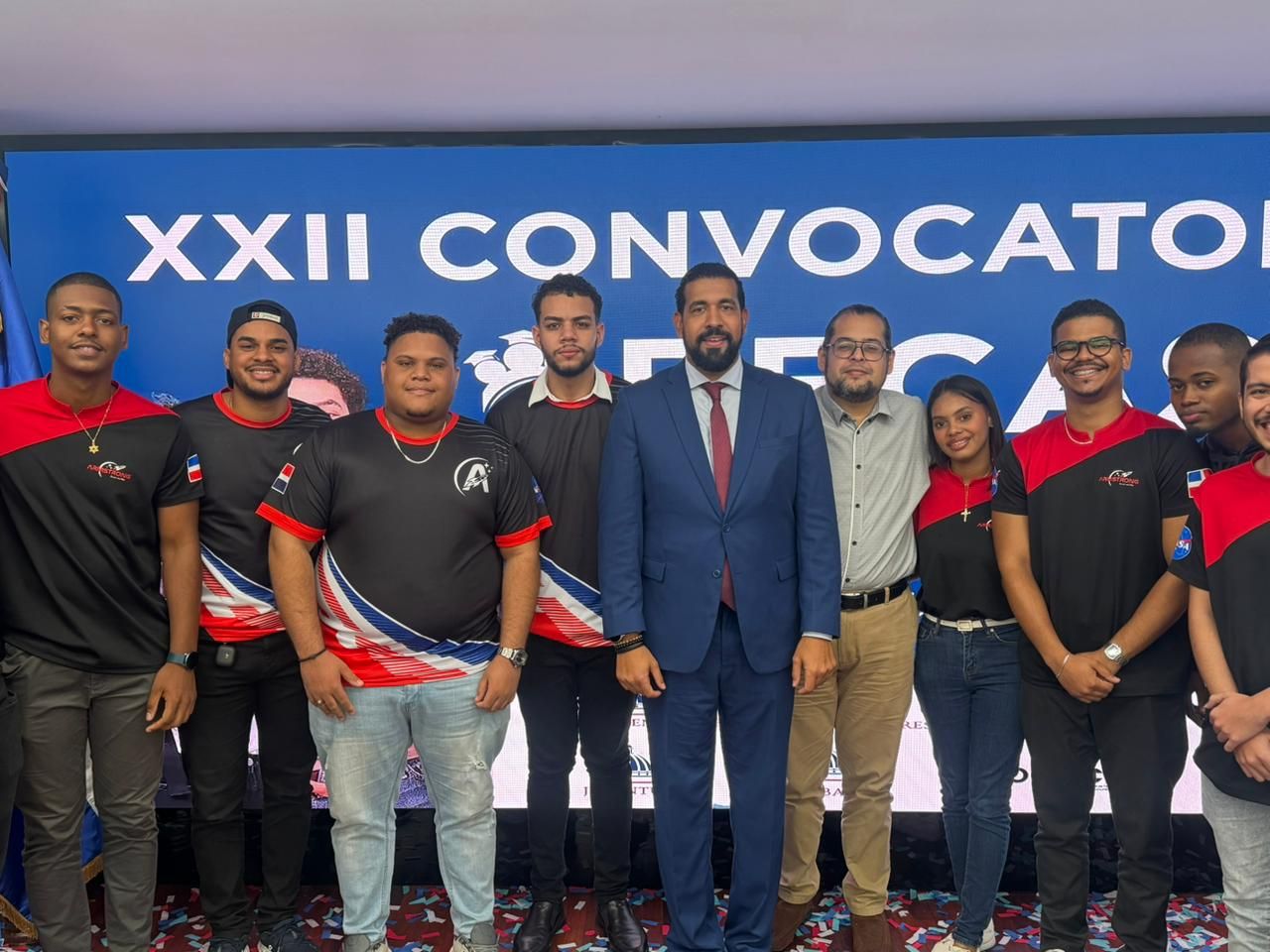 Team Armstrong del IEESL participa de la XXII Convocatoria de Becas Internacionales 2026 